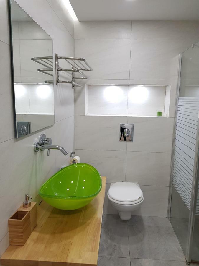 Stylish Apartment With A Patio Close To The Beach Eilat Extérieur photo